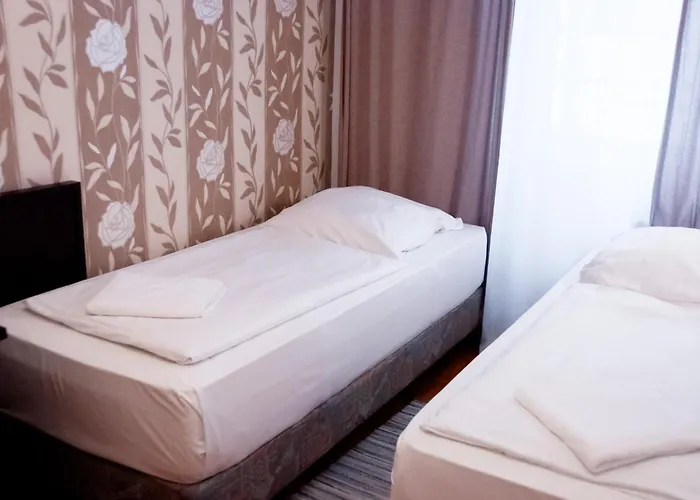Ento Hotelwestend 5*